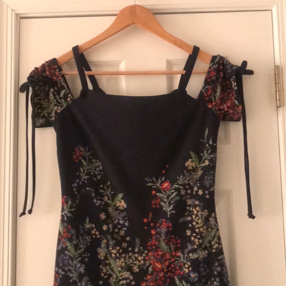 Rachael Roy dress  in blue with fall color flowers